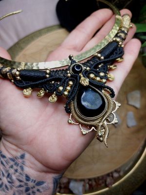 Shadow queen brass collar