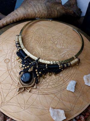 Shadow queen brass collar
