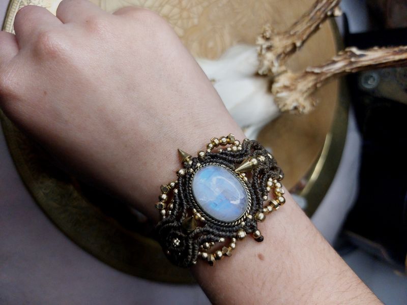 Lunar Crown Path Bracelet