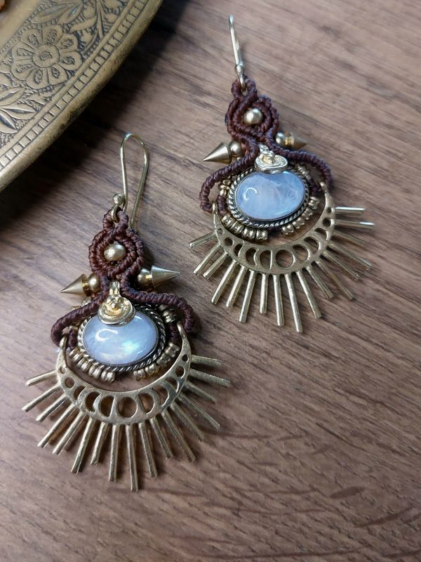 Moonlit halo earrings