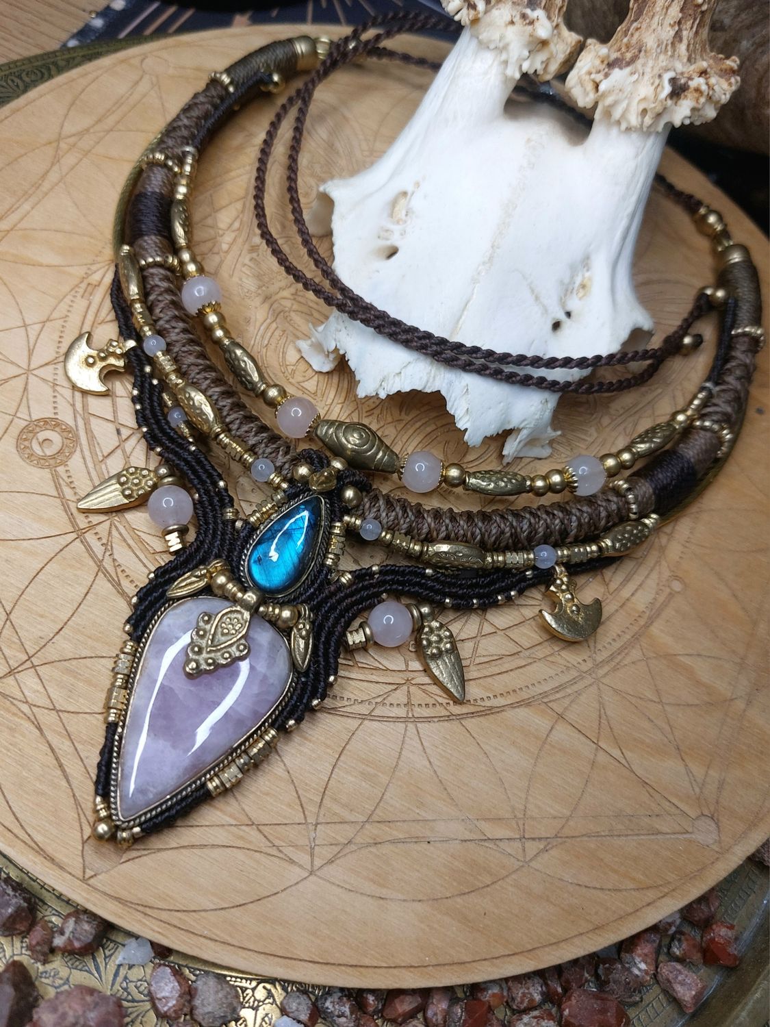 Mystic heart amulet