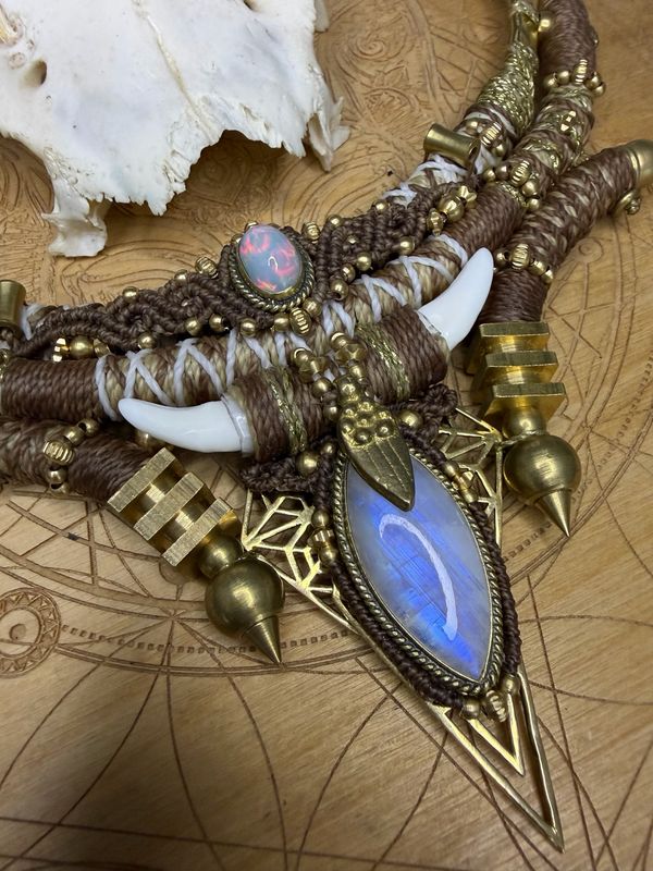 Moonlit Relic