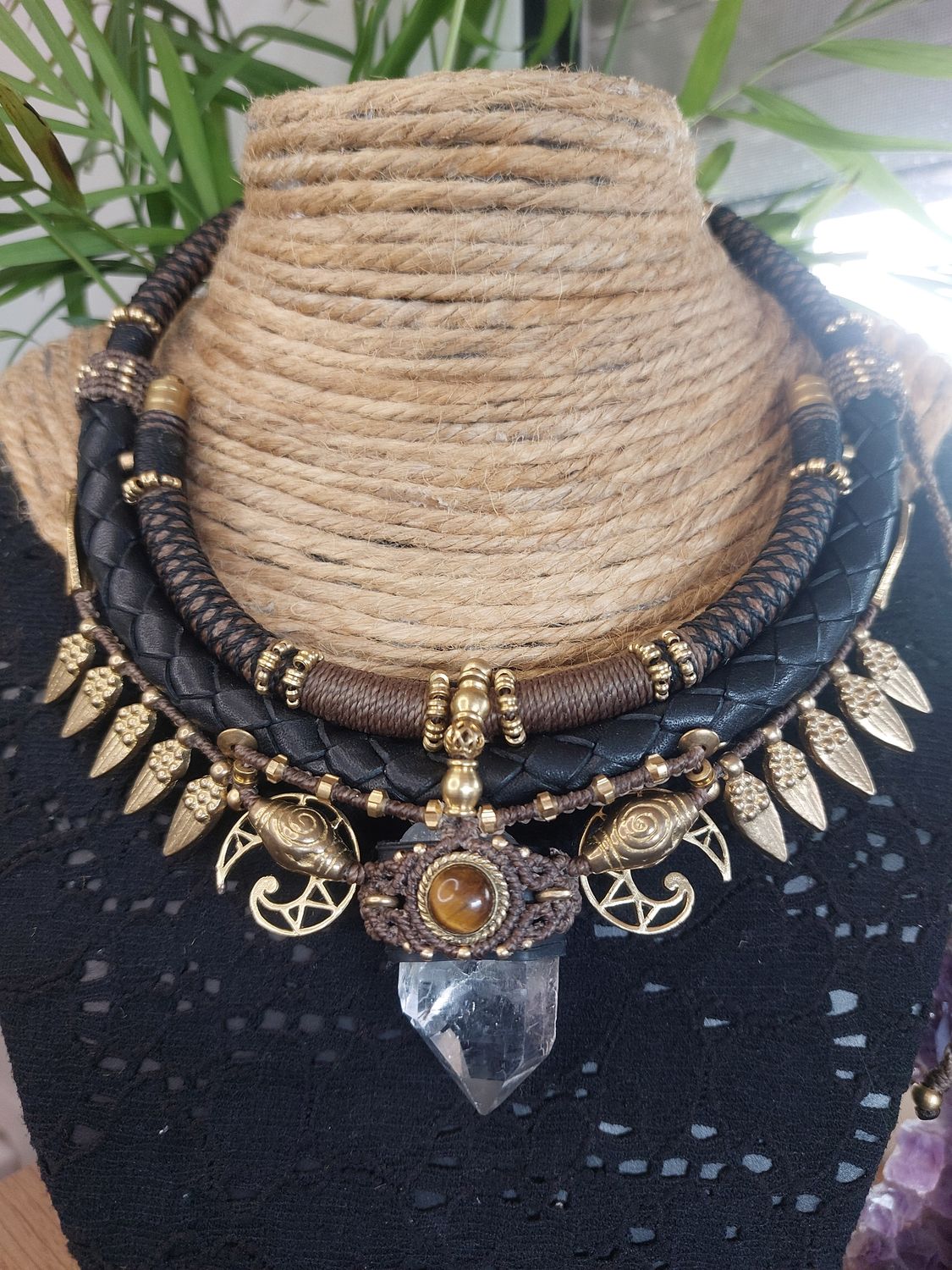 Tiger's gaze necklace 