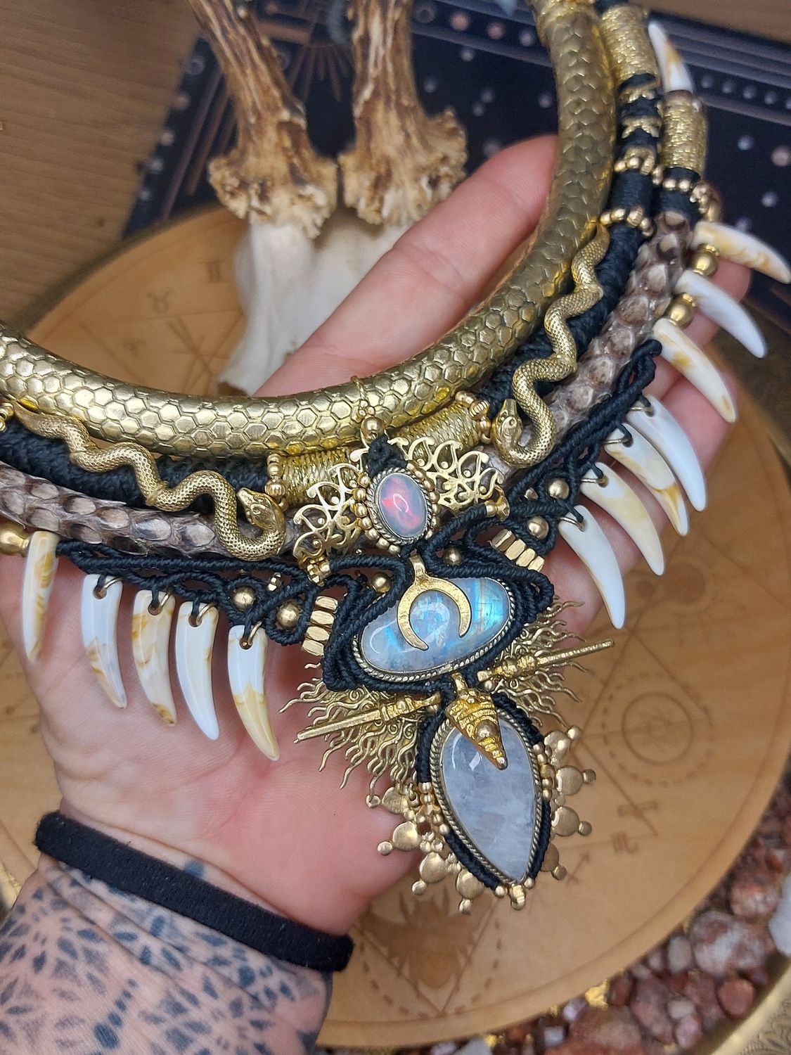 Serpent queen