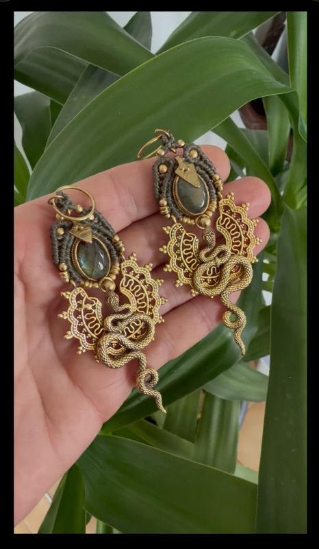 Custom Choker And Earrings