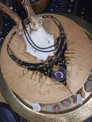 Mystic amethyst sunburst macramé necklace