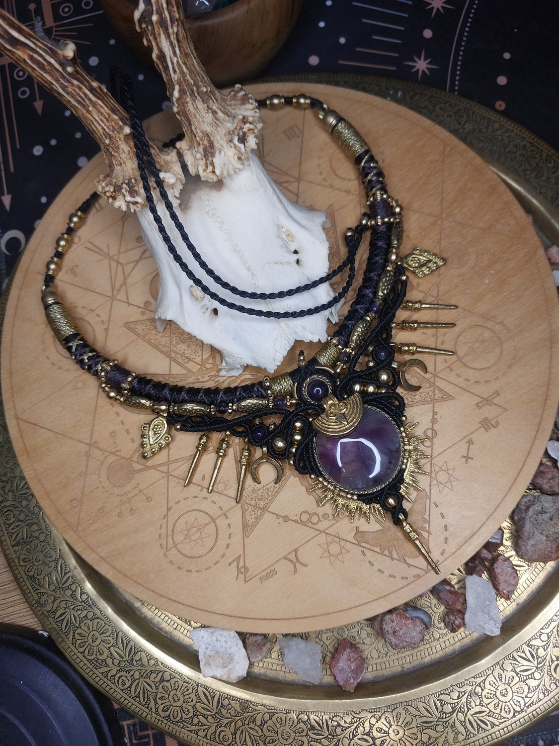 Mystic amethyst sunburst macramé necklace