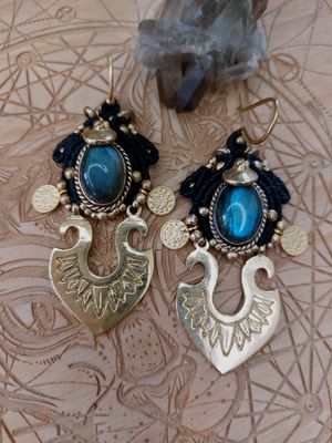 Tribal gusrdian earrings 