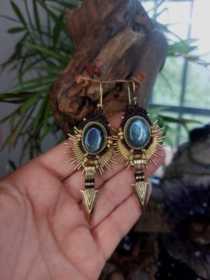 Arrow Flash Labradorite Earrings