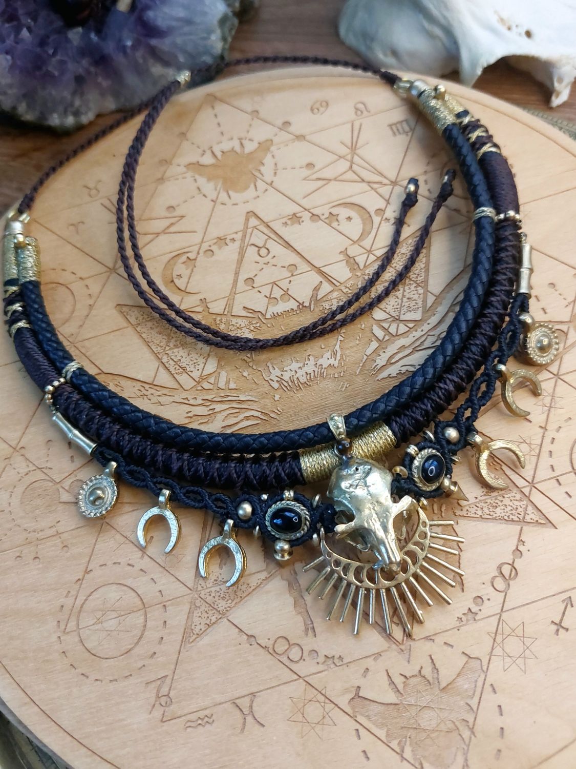 Shadow Totem Choker