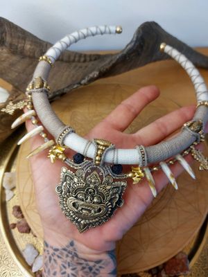 Barong guardian choker