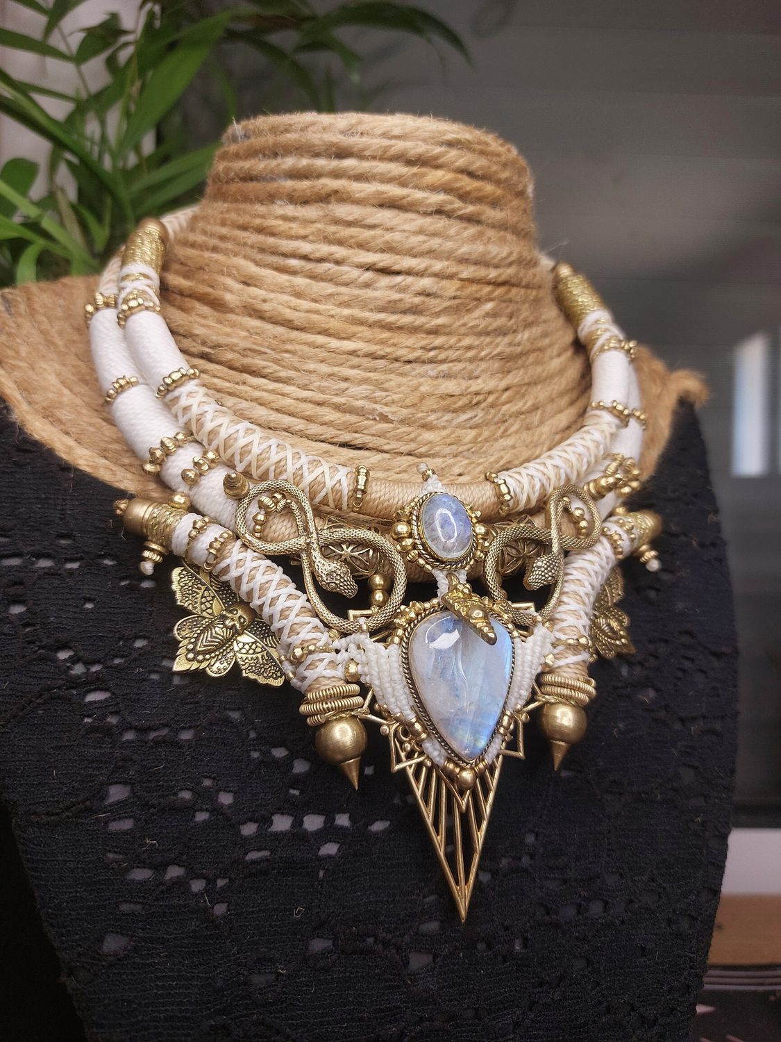 Moon Temple Collar 