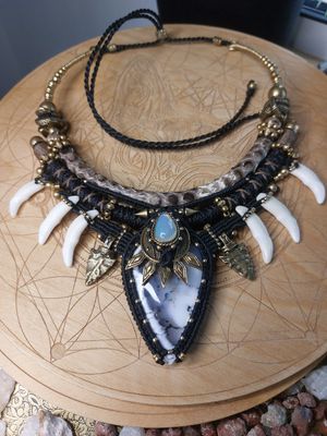 Wild Ancestors amulet