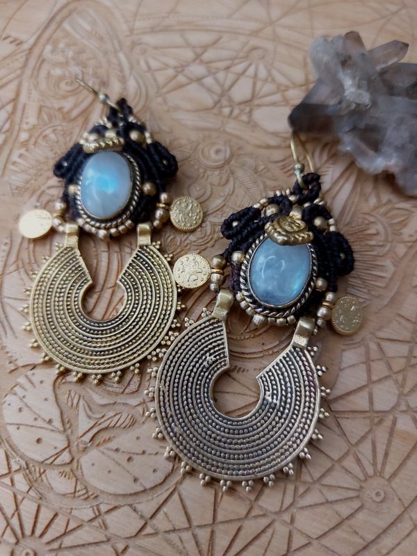 Sun disc moonstone earrings