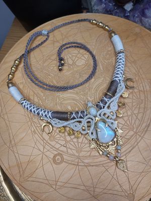 Lunar Oracle Talisman