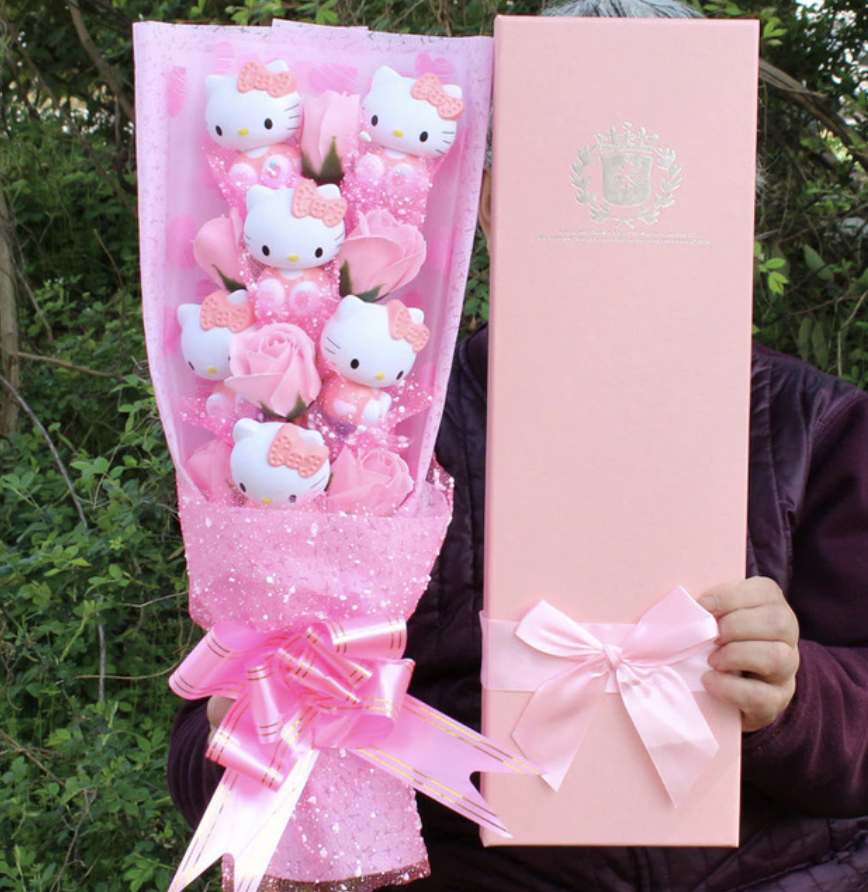 PRE-ORDER: Hello Kitty Sanrio Anime Bouquet (6) Pink/Blue/Purple Collectible Toys. Kawaii Flower Gift Rose Box Valentine&#39;s Day Gifts