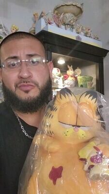 Garfield Overstuffed Pizza Plush By: KidRobot