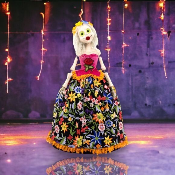 23&quot; Day Of The Dead Female Skeleton Halloween Decor  *SHIPS WITHIN 10 DAYS* NEW 2024