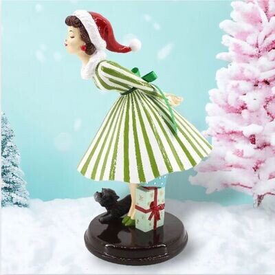 Vintage Retro Girl Kissing Christmas Decor