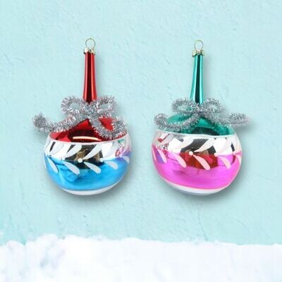 Set of 2 Vintage Retro Ornaments With Candles Christmas Decor *SHIPS WITHIN 10 DAYS* NEW 2024
