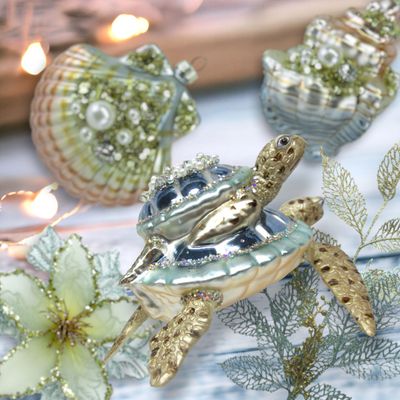 Enchanting Coastal Holiday Decor