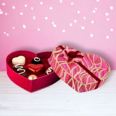 PRE-ORDER 14&quot; Heart Box With Candies Valentines Day Decor *SHIPS 1/2026* NEW 2026