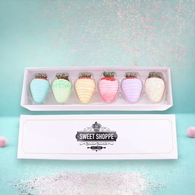 Gift Box Set Of 6 Assorted Strawberry Ornaments *SHIPS WITHIN 15 DAYS OF ORDERING*