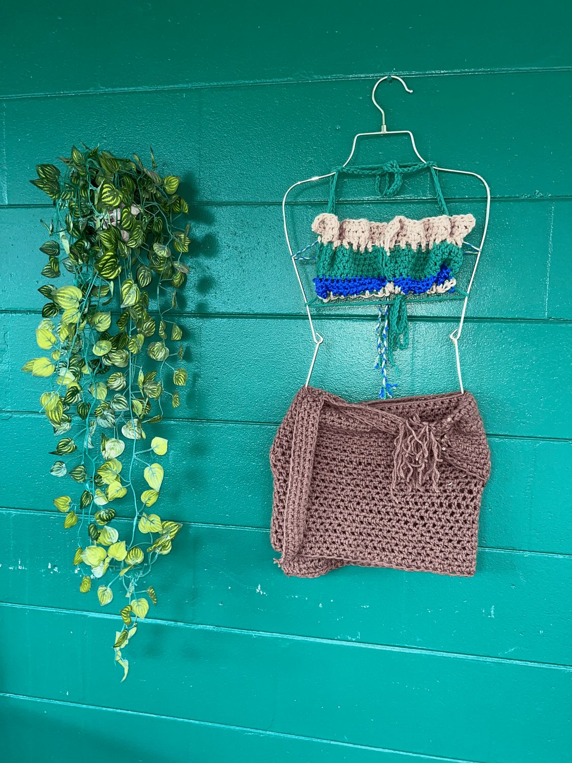 EARTH LOVERS HANDMADE CROCHET TOP