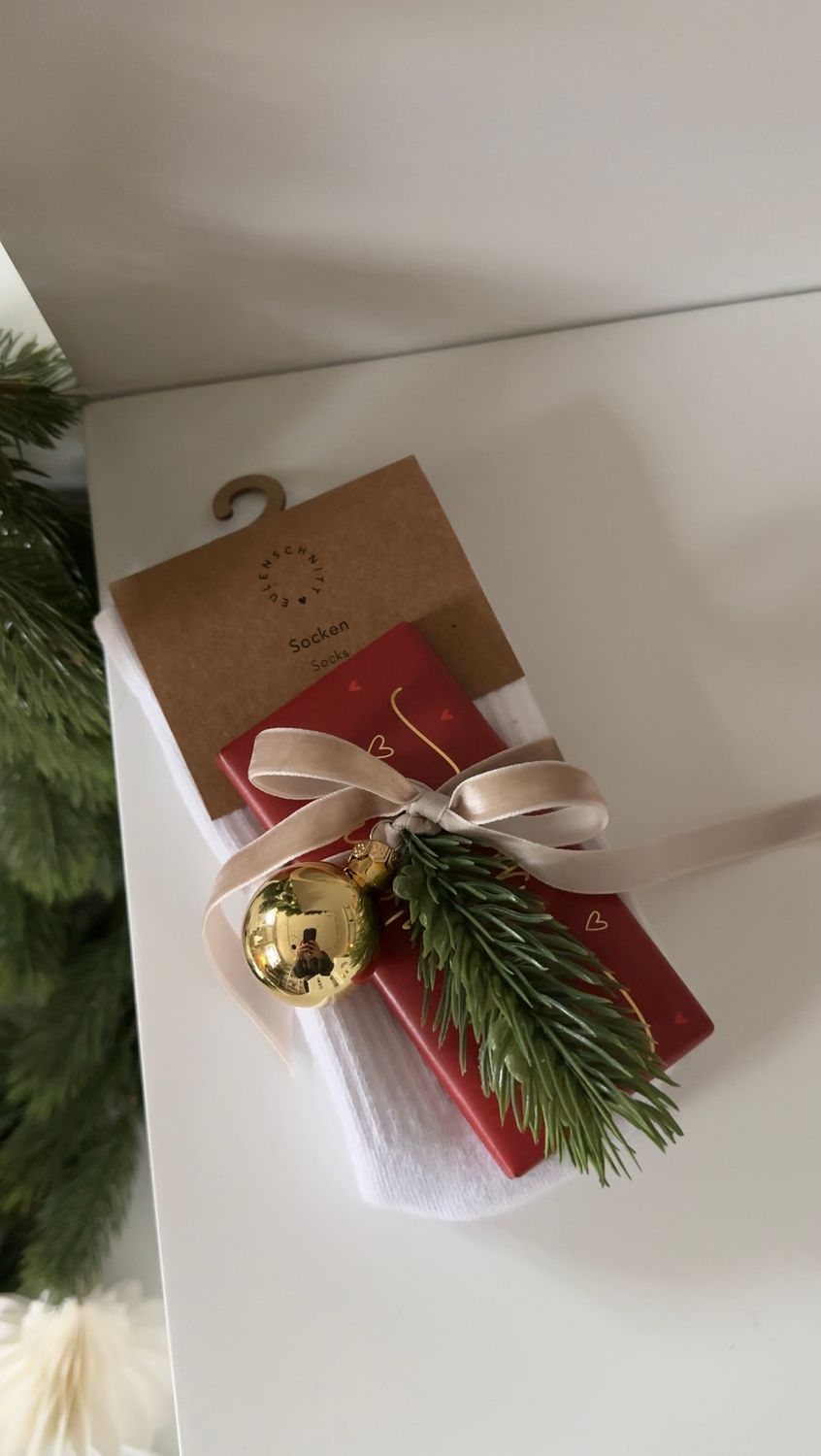 Set mit Socken und Schokolade ( Größe 35-38 )