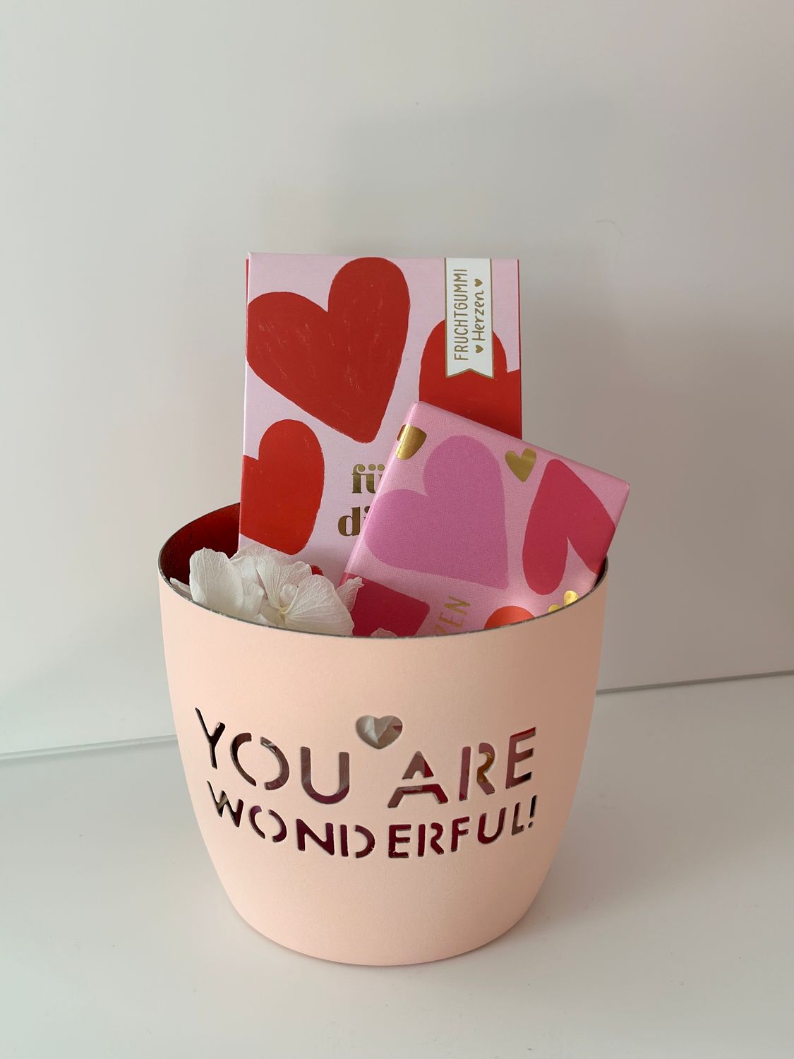 Teelicht mit Schoko und Gummibärchen