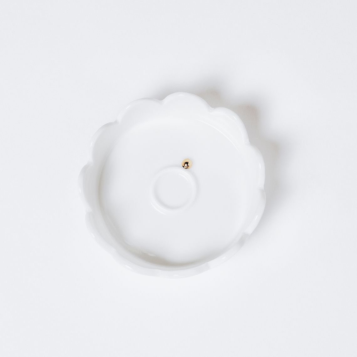 SCHMUCKSTÜCKE. SCHALE "RINGSCHALE"