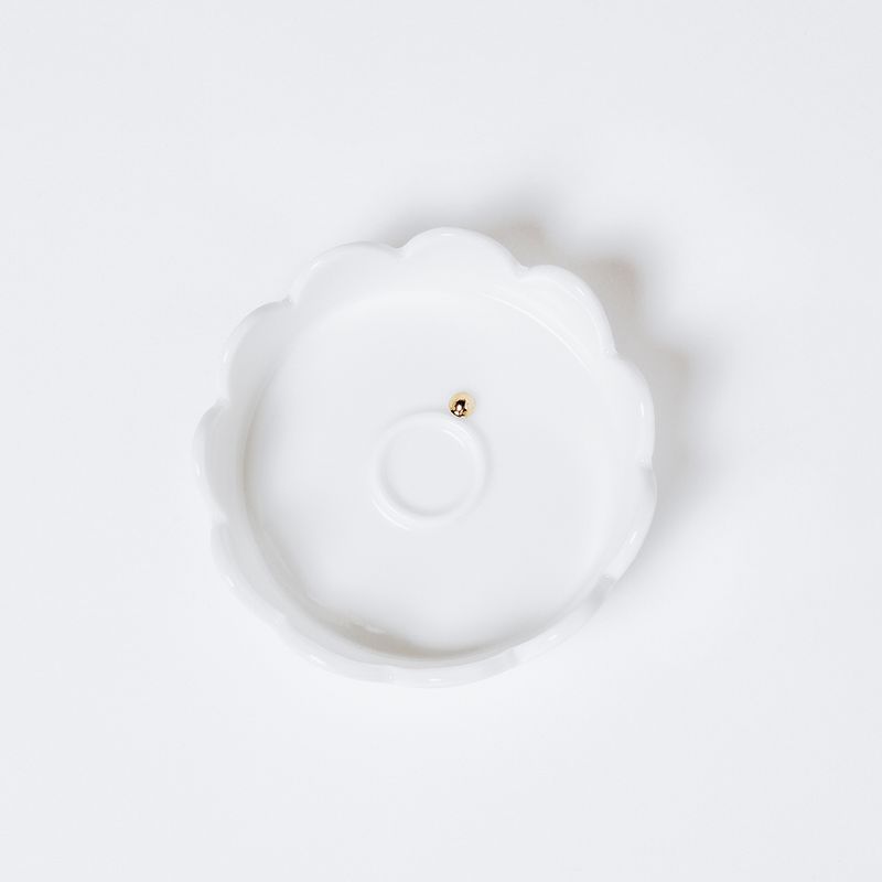 SCHMUCKSTÜCKE. SCHALE "RINGSCHALE"