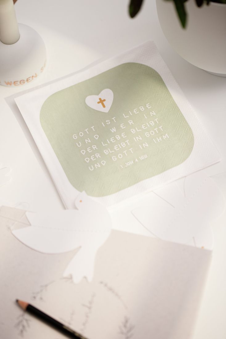 Serviette "Gott ist Liebe"