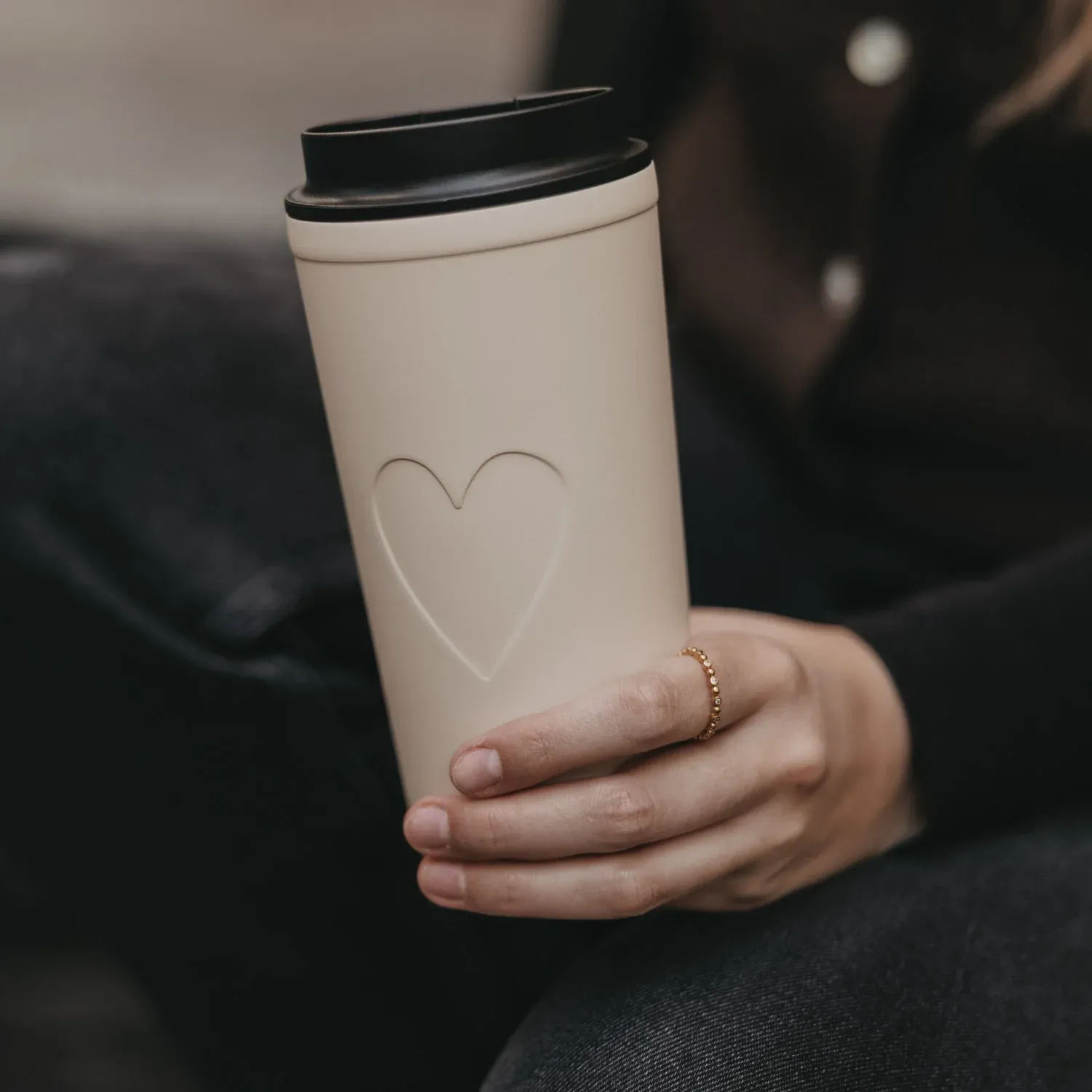 To go Becher Herz creme