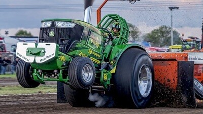 Tractor Pulling / Truck Pulling