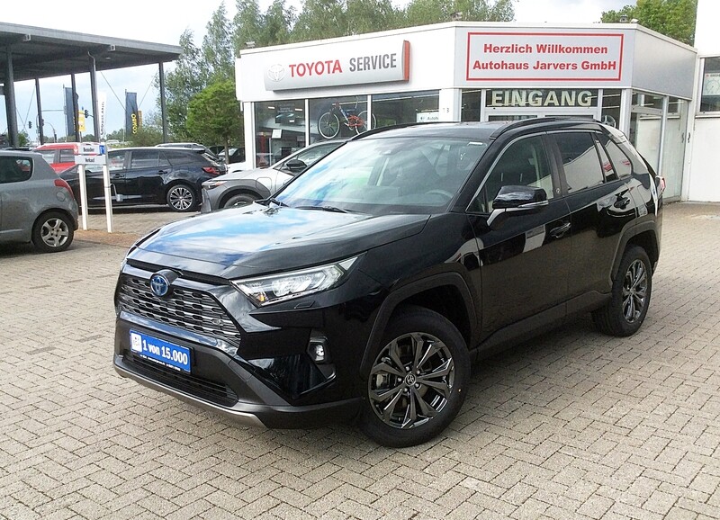 Toyota RAV 4 2.5 4x2 Hybrid Team Deutschland