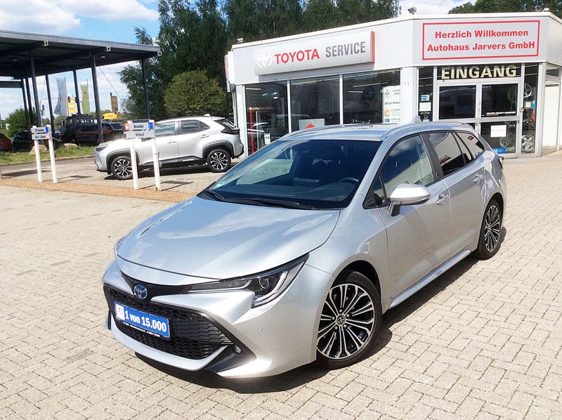 Toyota Corolla 2.0 Hybrid Touring Sports Team Deutschland Toyota Corolla 2.0 Hybrid Touring Sports Team Deutschland