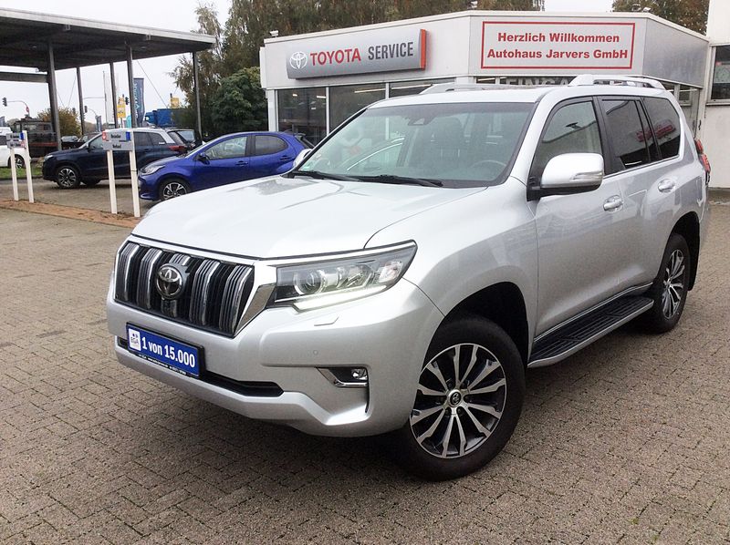 Toyota Land Cruiser 2.8 D-4D Automatik TEC-Edition*AHK*Dachreling*