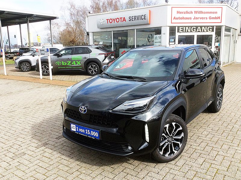 Toyota Yaris Cross Hybrid 130 1.5 VVT-i Teamplayer AJG AdventureLine Raus aus der Satdt - rein ins Hobby !