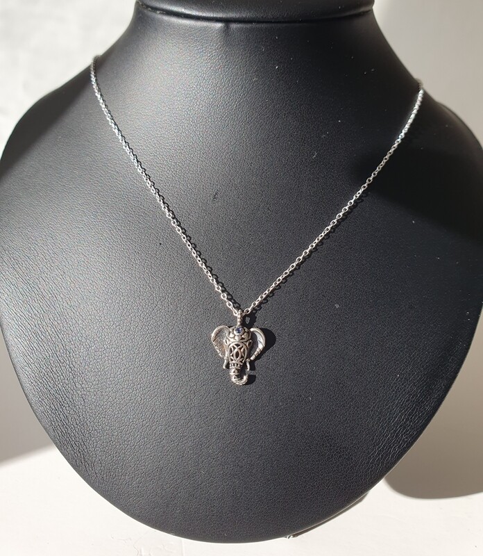 Collier Éléphant sertis 