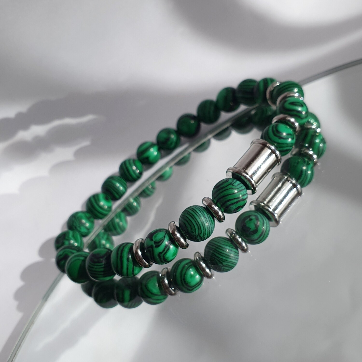 Bracelet pierres naturelles malachite + détails argenté 