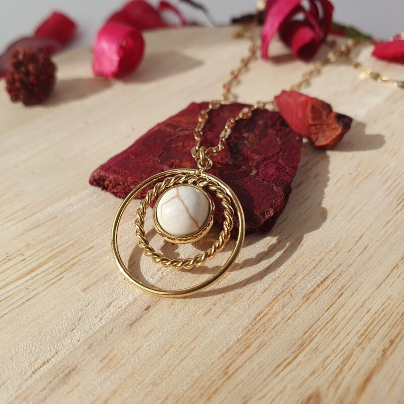 Collier Ylhona