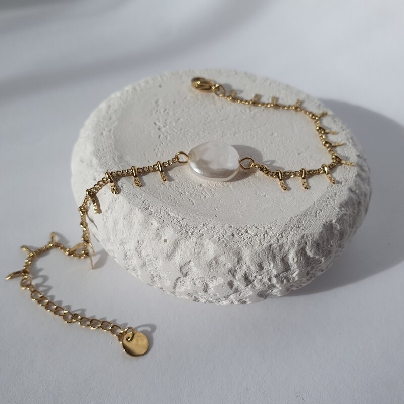 Bracelet pampille doré, perle d'eau douce