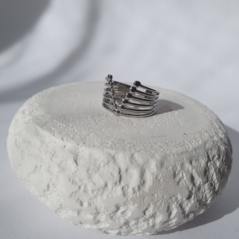 Bague V 