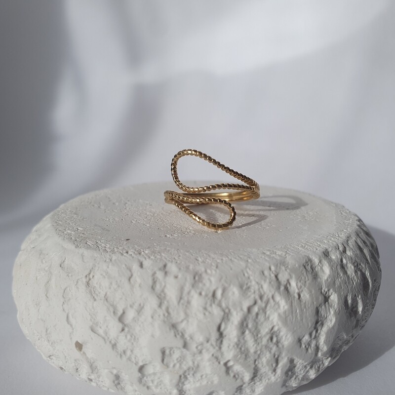 Bague torsadé