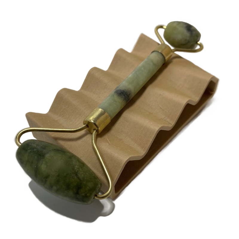 ​Jadequarz-Gesichtsroller – entspannende Kühlpflege für Gesicht