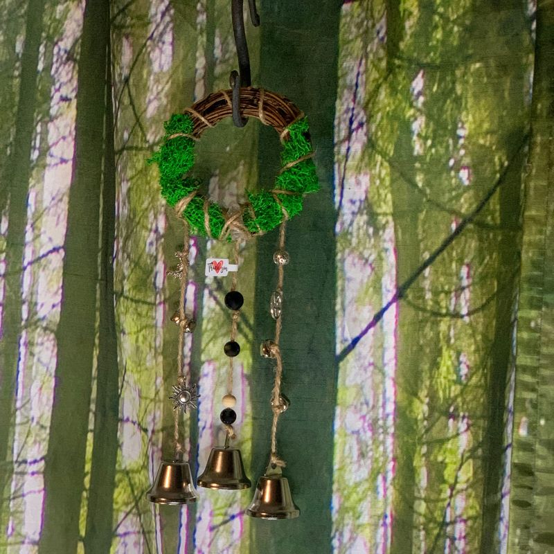 Hexenglöckchen Moos und Bergkristall Hexenglöckchen Moos und Bergkristall