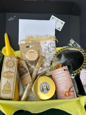 Juni Witchbox – Litha Sommersonnenwende Ritual Juni Witchbox – Litha Sommersonnenwende Ritual