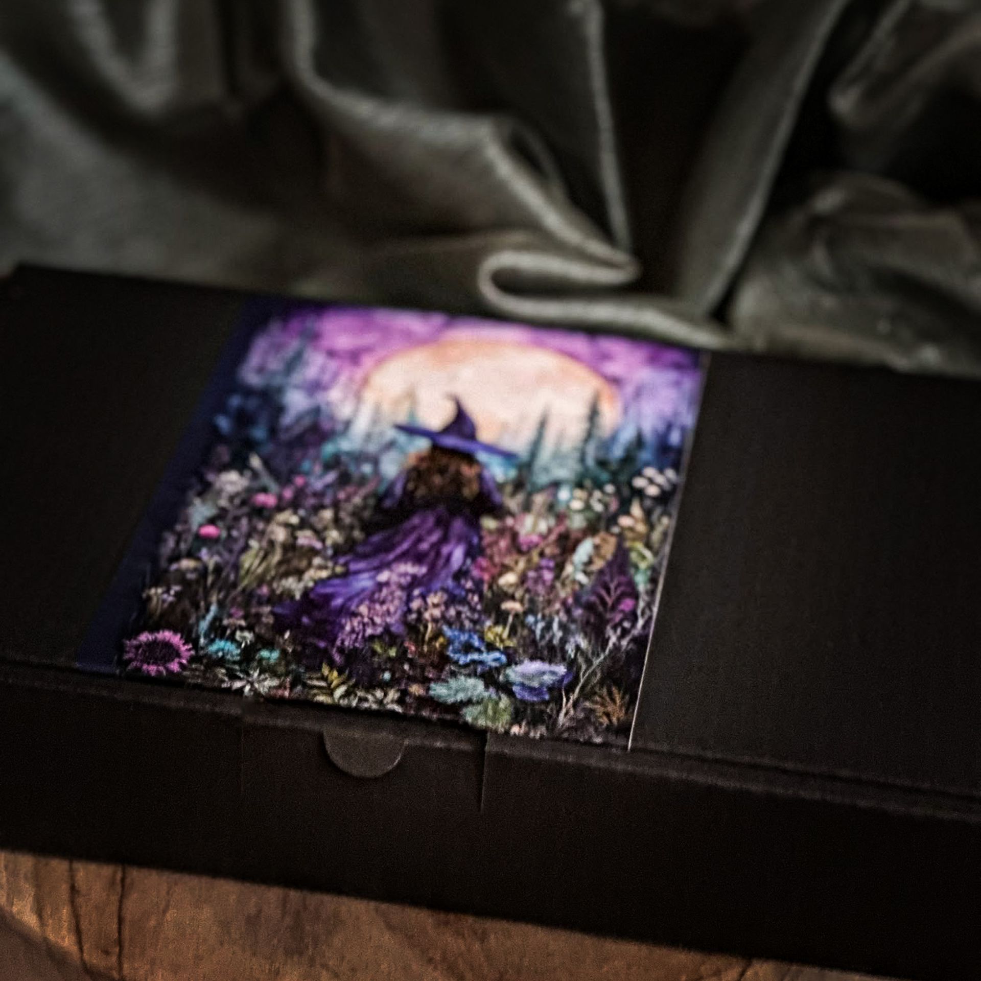 Lunara November Witchbox