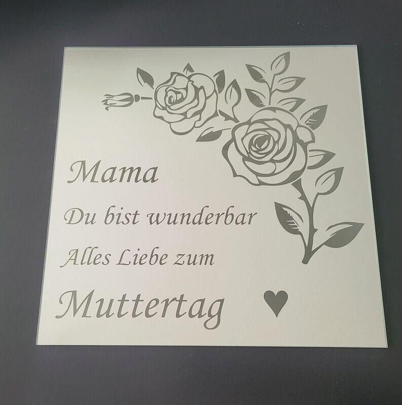 ​Personalisierte Spiegelfliese